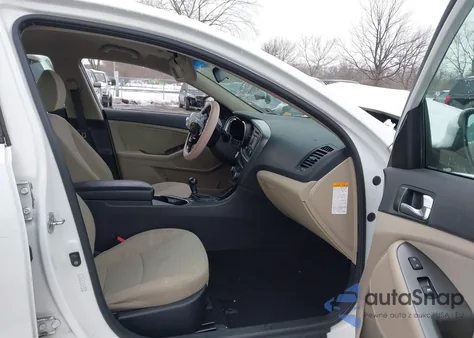 2015 Kia Optima Hybrid z USA, uszkodzony, nr VIN KNAGM4ADXF5077253